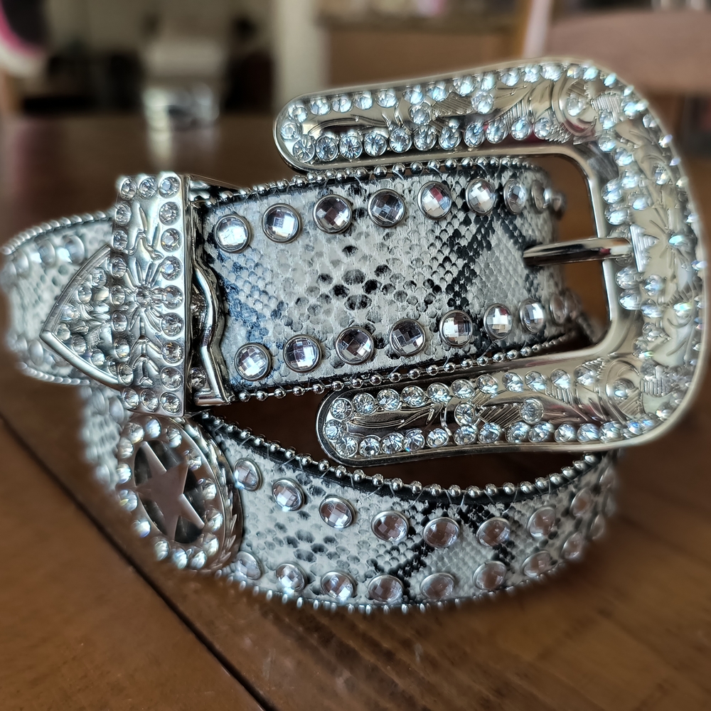 Blazin Roxx Silver and Black Women's Belt - Picture 6 of 6